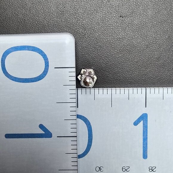 Moissanite 1 Carat 925 Sterling Silver Round Cut Stud Earrings - Picture 5 of 6